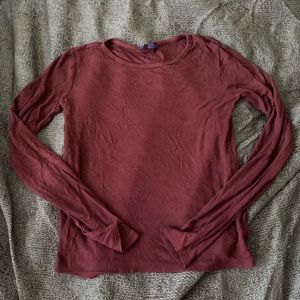 Red long sleeve fitted top